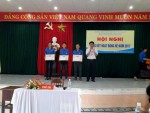 Đ/c Phan Văn Ngọc - PCT UBND phường - Trưởng Ban chỉ đạo hoạt động Hè 2017: trao giấy khen cho các tập thể và cá nhân xuất sắc