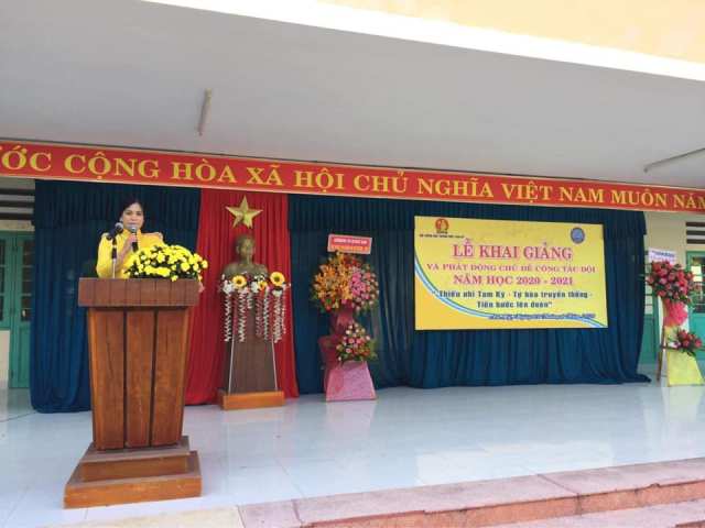 Liên đội THCS Lê Hồng Phong
