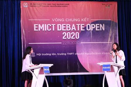 Trường THPT Chuyên Nguyễn Bỉnh Khiêm: tổ chức cuộc thi tranh biện EMICT DEBATE OPEN 2020