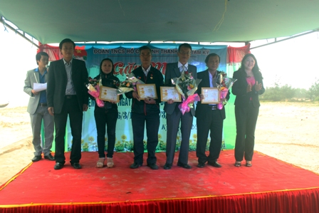 Thành Đoàn Tam Kỳ: tổ chức gặp mặt cán bộ Đoàn thành phố và huyện Nam Trà My nhân kỷ niệm ngày thành lập Đoàn