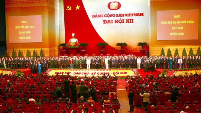 Ban chấp hành trung ương Đảng khóa XII ra mắt đại hội - Ảnh: TTXVN