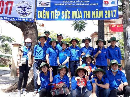 Tam Kỳ: Hơn 100 thanh niên tình nguyện (TNTN)  tham gia tiếp sức mùa thi năm 2017.